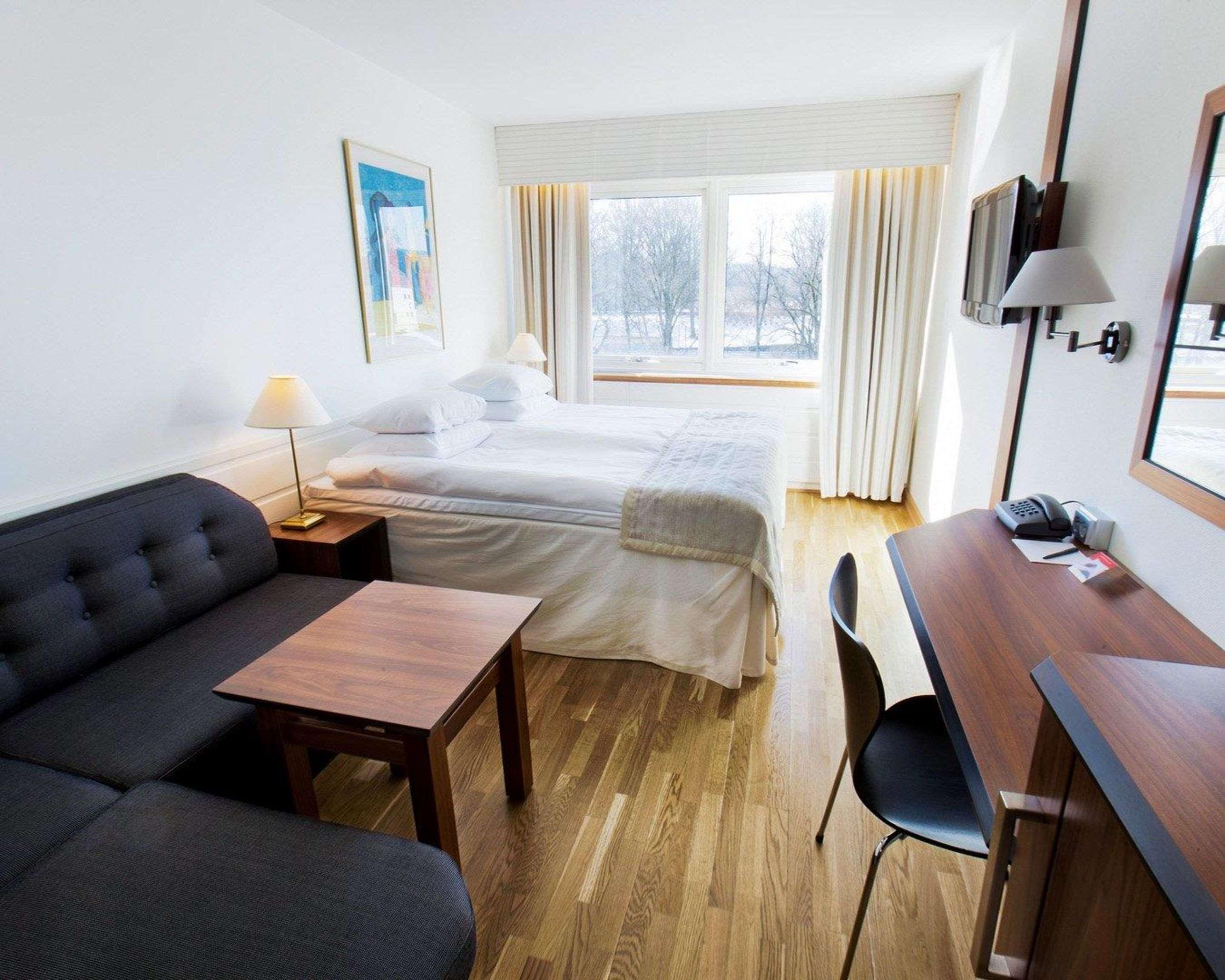 Quality Hotel Grand, Boras Bagian luar foto